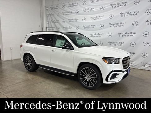 New 2026 Mercedes-Benz GLS 580 4MATIC image 1