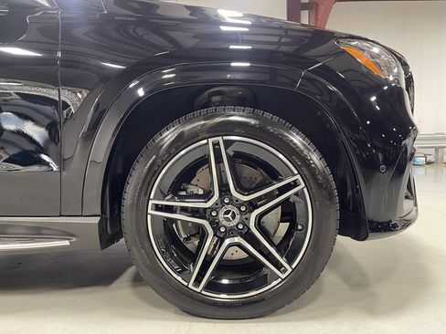 Used 2026 Mercedes-Benz GLS 450 4MATIC image 16