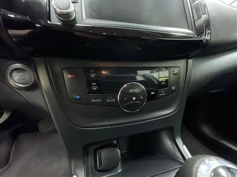 Used 2019 Nissan Sentra SV FWD image 16