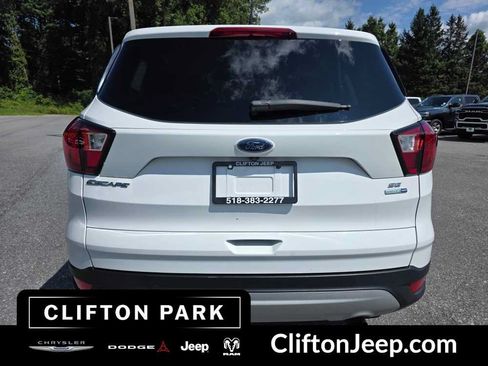 Used 2019 Ford Escape SE AWD/4WD image 5
