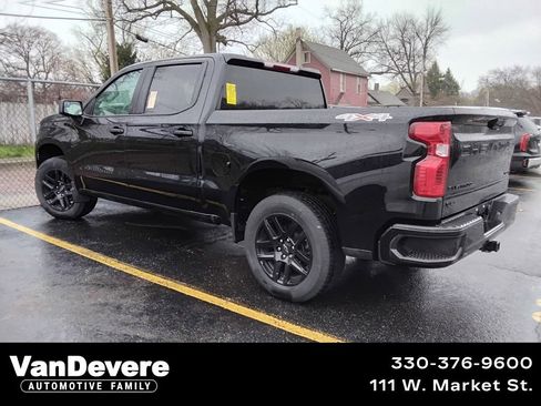 Used 2022 Chevrolet Silverado 1500 Custom w/ LPO, Dark Essentials Package image 1