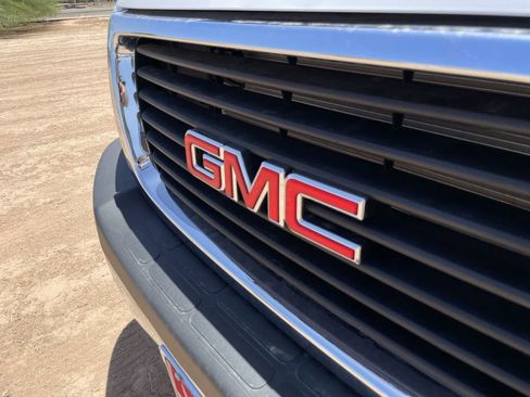 New 2025 GMC Savana 3500 w/ Power Convenience Package image 26