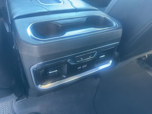 Used 2022 GMC Sierra 1500 Denali image 14