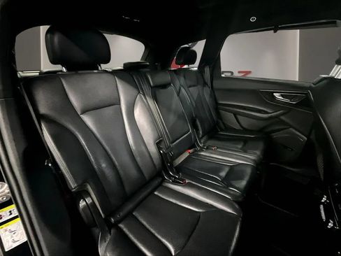 Used 2019 Audi Q7 3.0T Prestige w/ Prestige Package AWD/4WD image 21