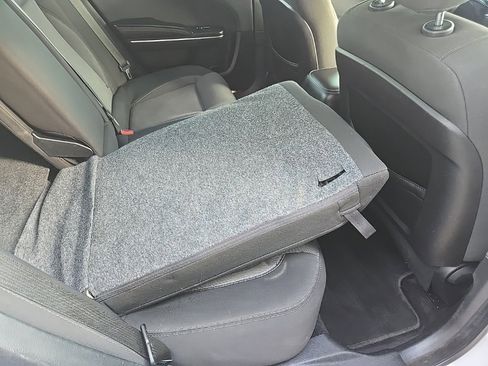 Used 2018 Dodge Charger SXT image 80