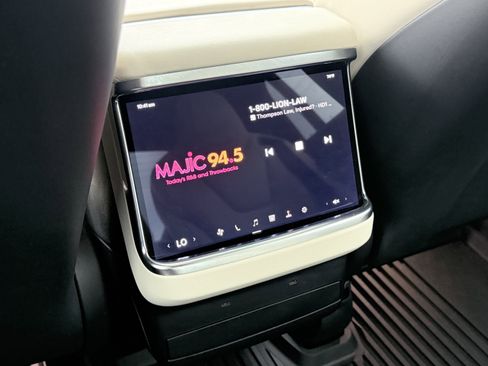 Used 2023 Tesla Model X Plaid AWD/4WD image 48