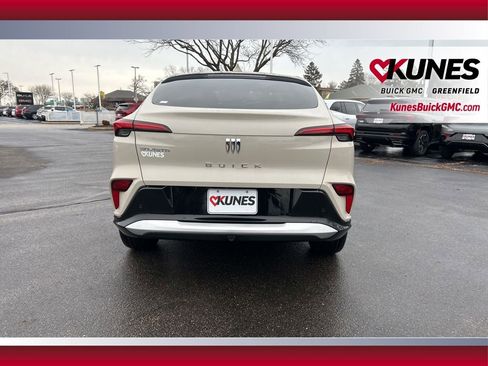 New 2026 Buick Envista Sport Touring w/ Studio Series image 8