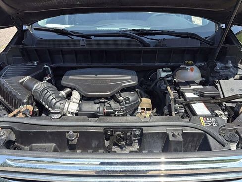 Used 2017 GMC Acadia SLT image 13