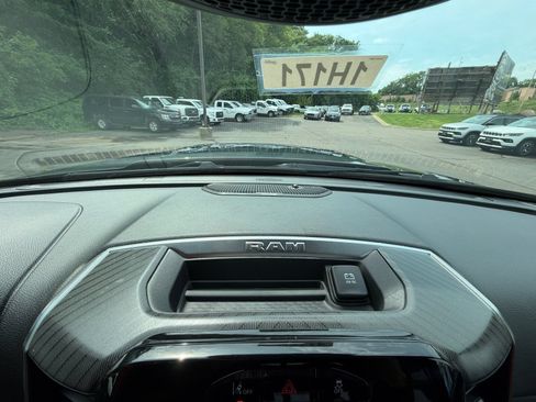 New 2026 RAM 3500 Big Horn AWD/4WD image 33