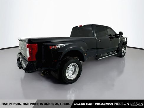 Used 2017 Ford F450 Lariat w/ Lariat Ultimate Package AWD/4WD image 5