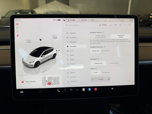Used 2023 Tesla Model 3 Standard Range image 6