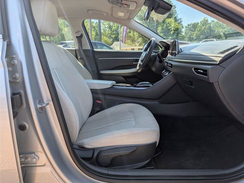 Used 2023 Hyundai Sonata SEL FWD image 17