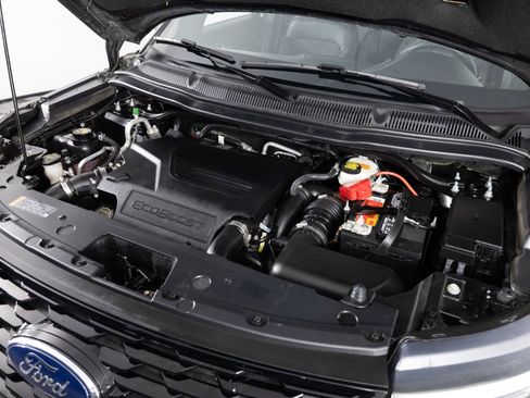 Used 2018 Ford Explorer Sport w/ Equipment Group 401A AWD/4WD image 44