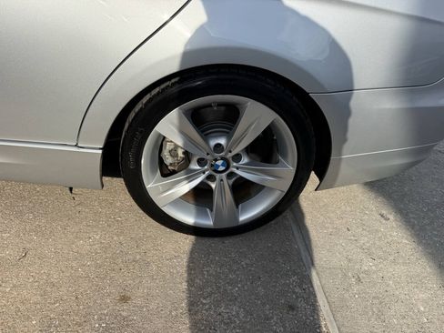 Used 2011 BMW 335i Sedan RWD image 38
