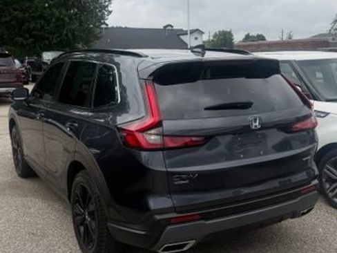 Used 2023 Honda CR-V Sport Touring image 4