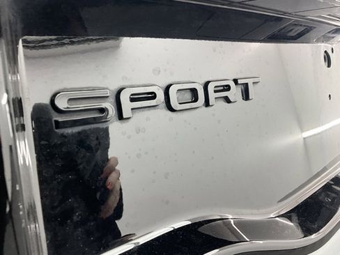 Used 2021 Land Rover Discovery Sport SE image 23