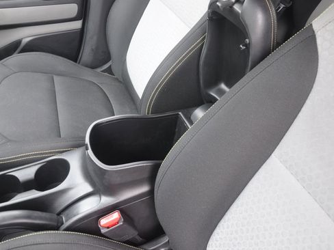 Used 2014 Kia Soul + image 32