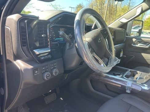New 2026 Chevrolet Silverado 3500 LTZ w/ LTZ Plus Package image 13