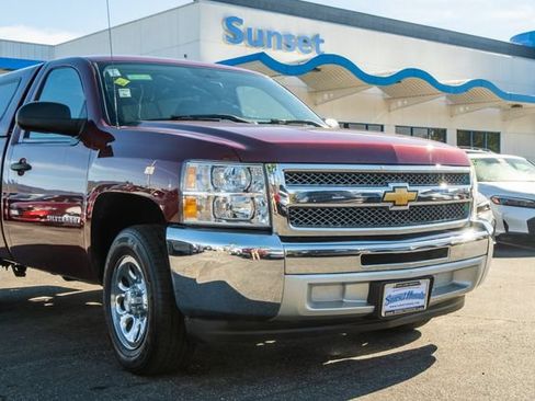 Used 2013 Chevrolet Silverado 1500 W/T w/ LS Package RWD image 4