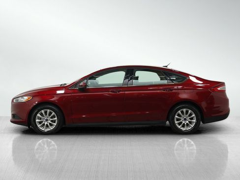 Used 2015 Ford Fusion S image 2