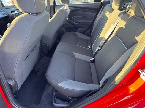 Used 2013 Ford Focus SE image 12