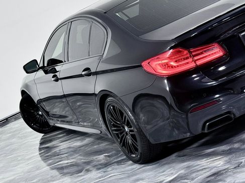 Used 2019 BMW M550i xDrive w/ Dynamic Handling Package AWD/4WD image 13