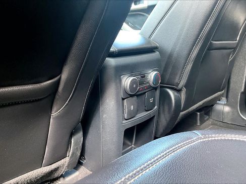 Used 2021 Ford Explorer Limited w/ Equipment Group 301A RWD image 34