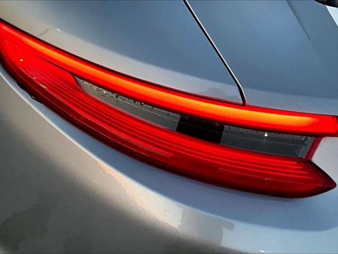 Used 2018 Porsche 911 Carrera image 31