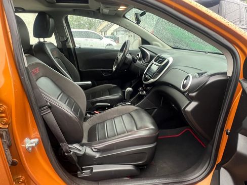 Used 2017 Chevrolet Sonic Premier FWD image 27