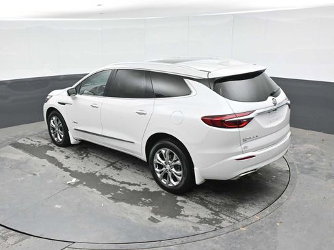 Used 2021 Buick Enclave Avenir w/ Avenir Technology Package AWD/4WD image 12