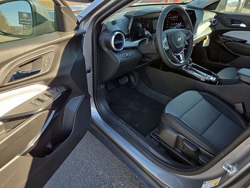 New 2026 Chevrolet Trax LT w/ LT Convenience Package image 10