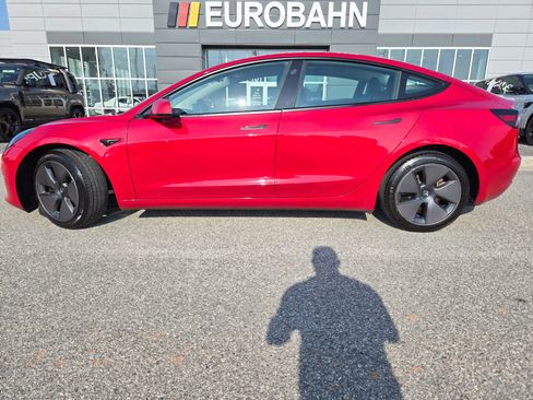 Used 2023 Tesla Model 3 Standard Range RWD image 2
