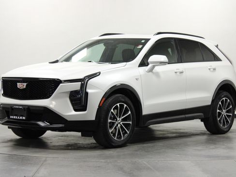 Used 2024 Cadillac XT4 Sport image 8
