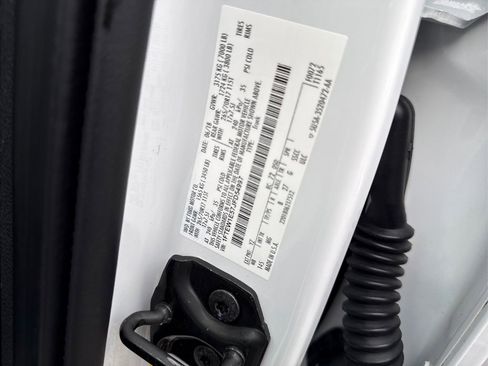 Used 2018 Ford F150 XLT image 16