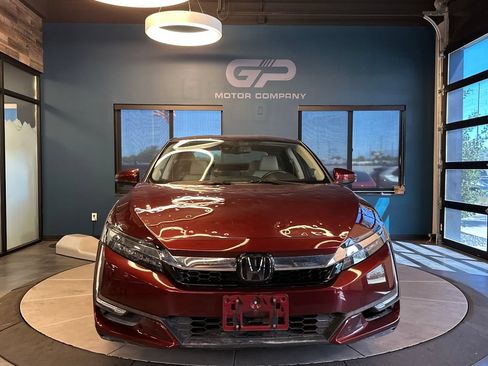 Used 2018 Honda Clarity Touring image 8
