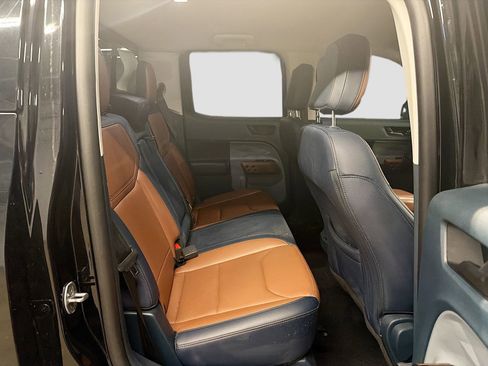 Used 2023 Ford Maverick Lariat w/ Lariat Luxury Package AWD/4WD image 27