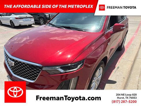 Used 2024 Cadillac XT6 Luxury FWD image 1