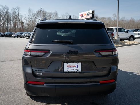 New 2026 Jeep Grand Cherokee L 4WD image 8