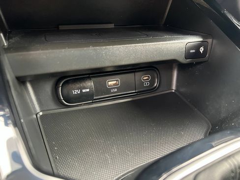 Certified 2023 Kia Soul S FWD image 54