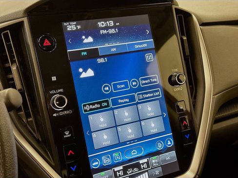 Used 2024 Subaru Crosstrek 2.0i Premium image 21