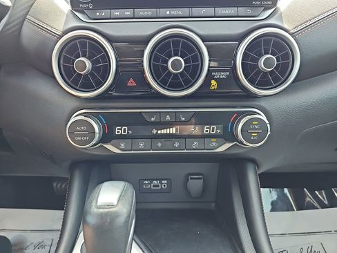 Used 2022 Nissan Sentra SR w/ SR Premium Package FWD image 27