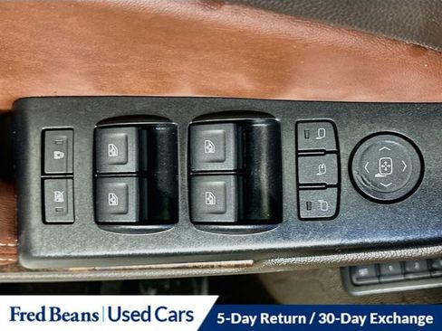 Used 2019 Chevrolet Tahoe Premier AWD/4WD image 24