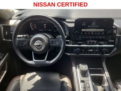 Certified 2022 Nissan Pathfinder Platinum w/ Cargo Package AWD/4WD image 16