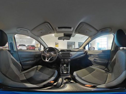 Used 2025 Nissan Versa SV image 41