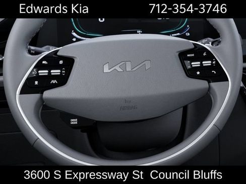New 2026 Kia Niro EX FWD image 24