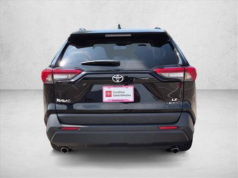 Certified 2025 Toyota RAV4 LE AWD/4WD image 7