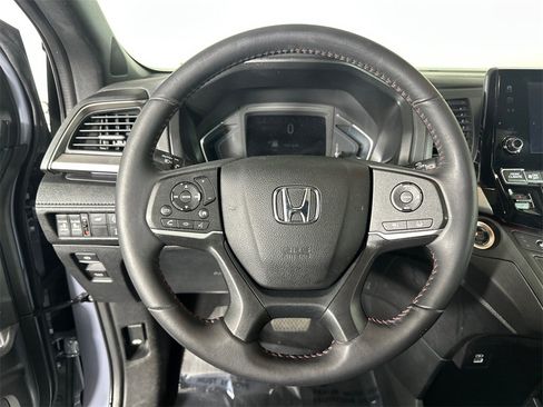 Used 2023 Honda Odyssey Sport image 24