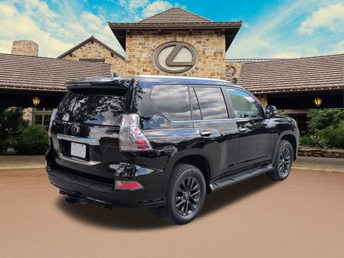 Certified 2021 Lexus GX 460 Premium w/ Premium Package AWD/4WD image 2