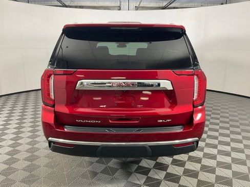 Used 2023 GMC Yukon XL SLT w/ SLT Premium Package AWD/4WD image 5