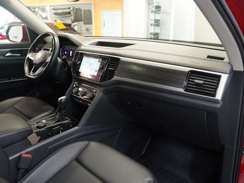 Used 2021 Volkswagen Atlas SEL AWD/4WD image 38